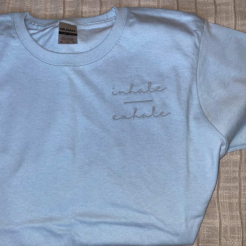 Inhale exhale tee